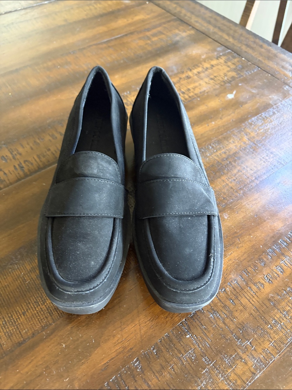 AEROSOLES Black Suede Classic Penny Loafers